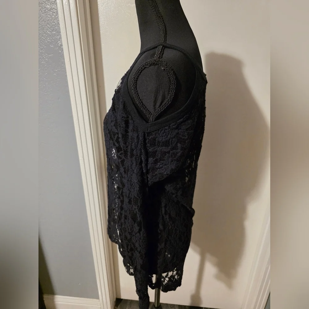 Lucy Love Black Lace Mesh Cold Shoulder Top Size XS